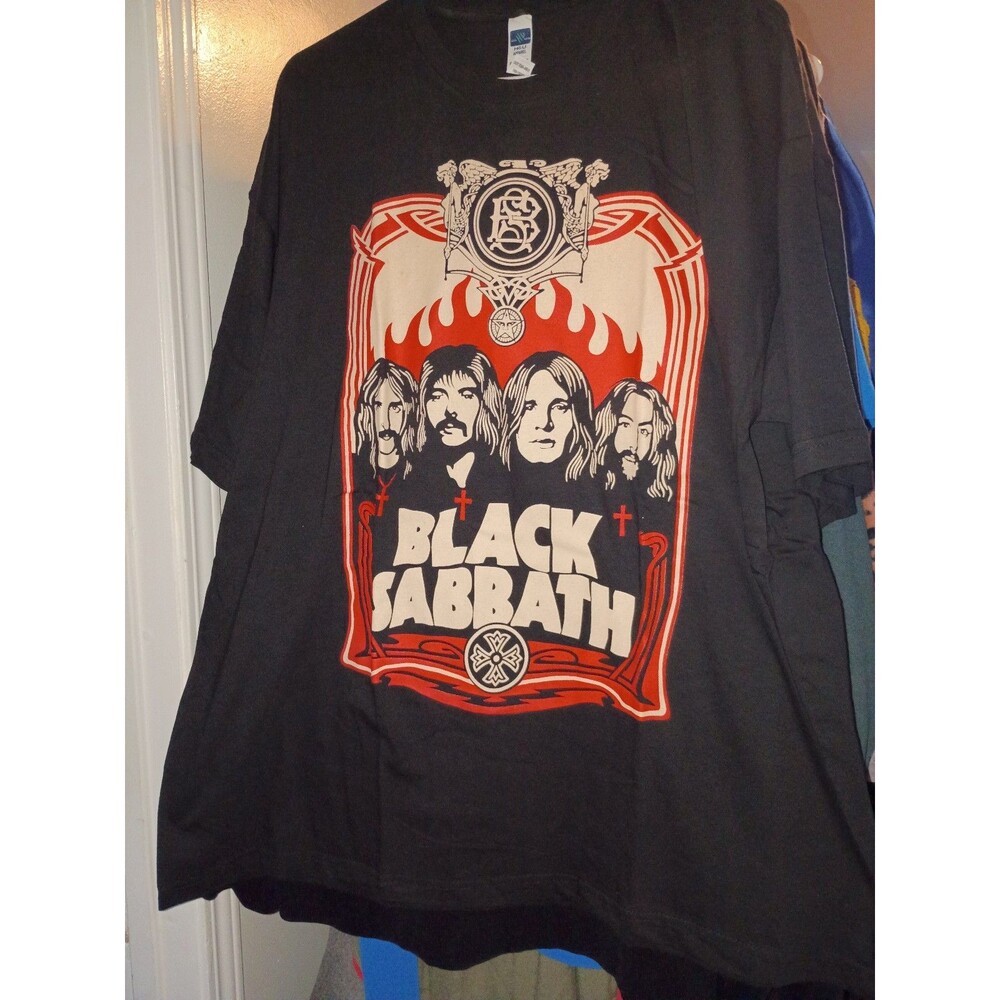 RARE BLACK SABBATH ART VINTAGE VTG METAL ROCK TEE SIZE SMALL